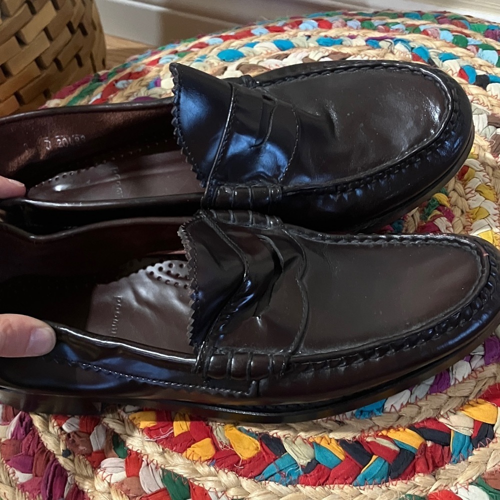 Allen Edmonds Kenwood Classic Brown Leather Loafers